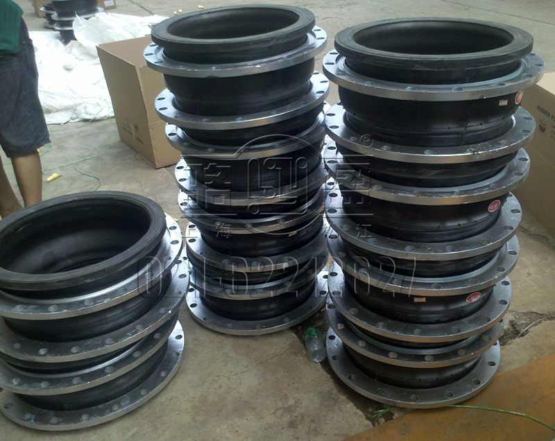 可曲撓橡膠接頭發(fā)貨現(xiàn)場